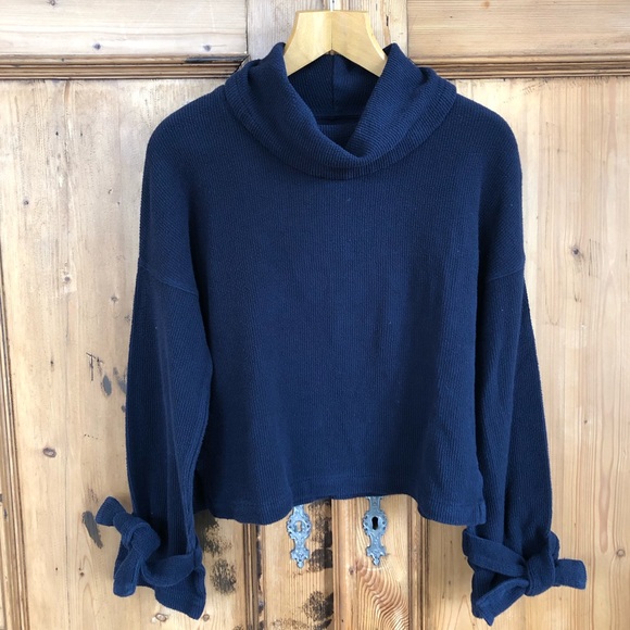 Madewell Sweaters - MADEWELL Cowl Neck Tie Sleeve Cropped Sweater